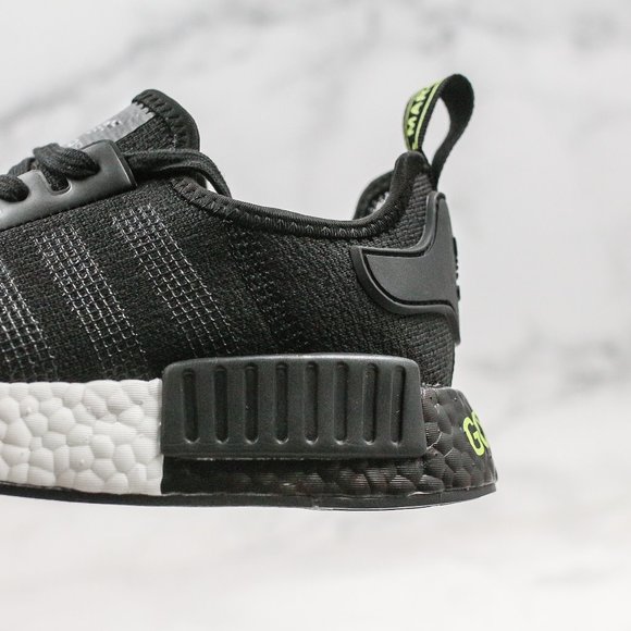 Fashion Adidas NMD R1 casual shoes sports shoes me